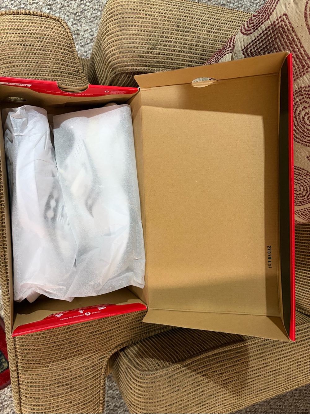 Saucony Guide 16 | US M SIZE 10.5 | NEW IN ORIGINAL BOXING - Picture 2 of 4